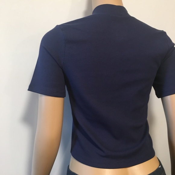 Arizona women’s shorts sleeves mock neck top - Picture 8 of 11